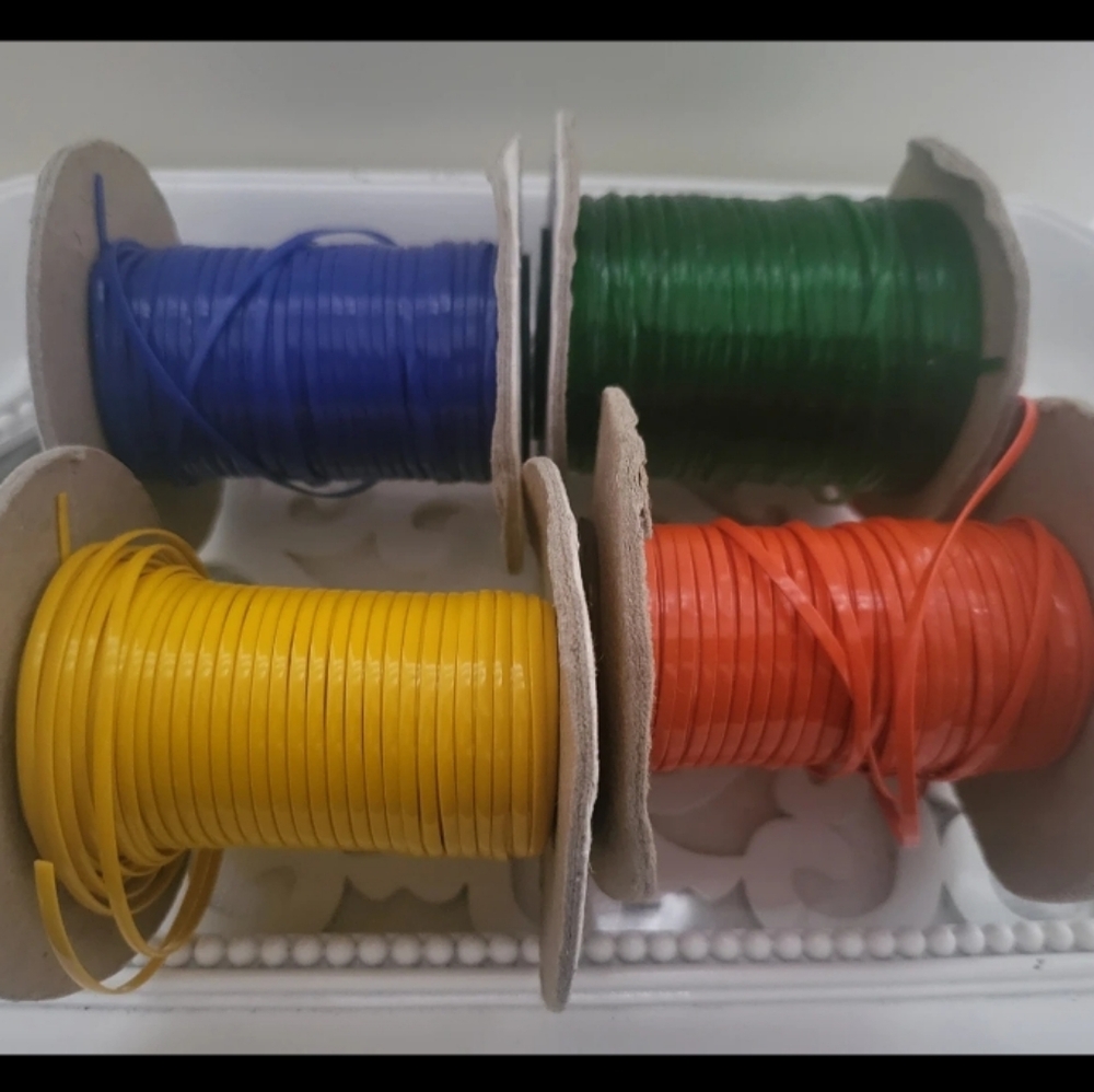 4 spools of gimp (rexlace)
